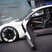 Salon de Francfort 2015 : Docteur Jekyll et M. Hyde... | AUTOMOTIV PRESS