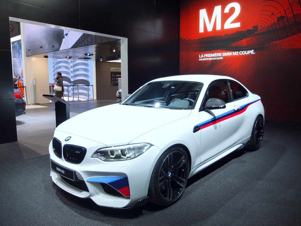 bmw_m2-w2