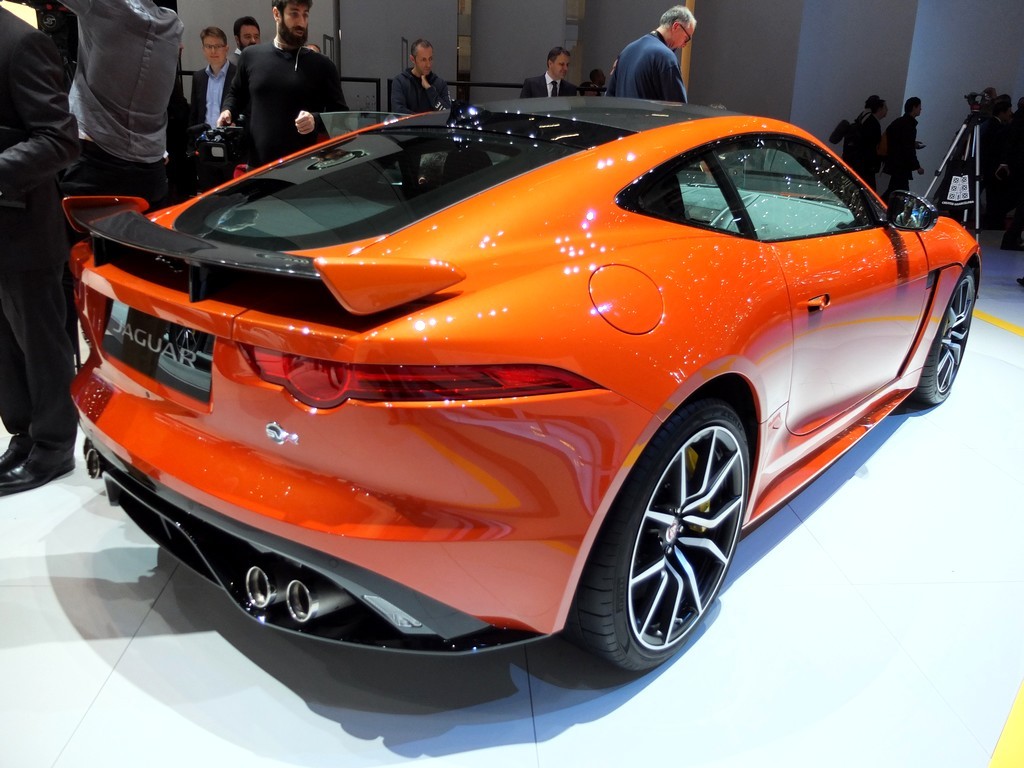 jaguar_f-type-svr2