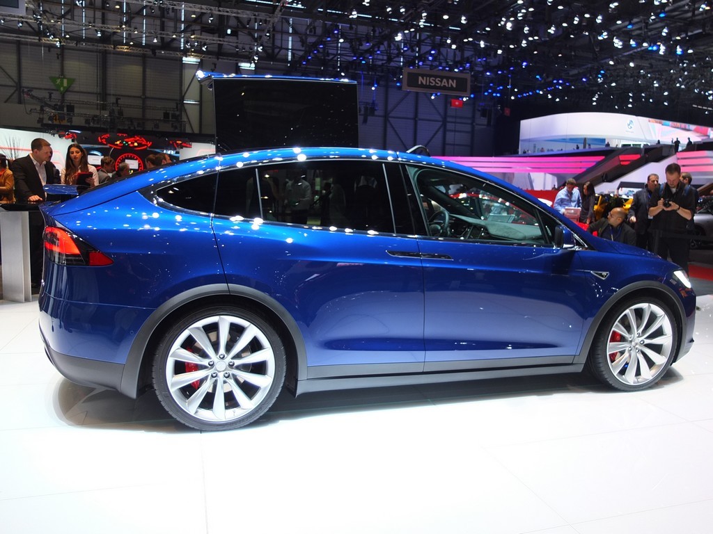 Tesla Model X (salon de geneve 2016)