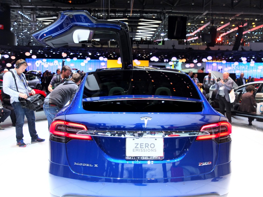 Tesla Model X (salon de geneve 2016)