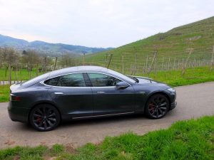 tesla_model-s_vignoble