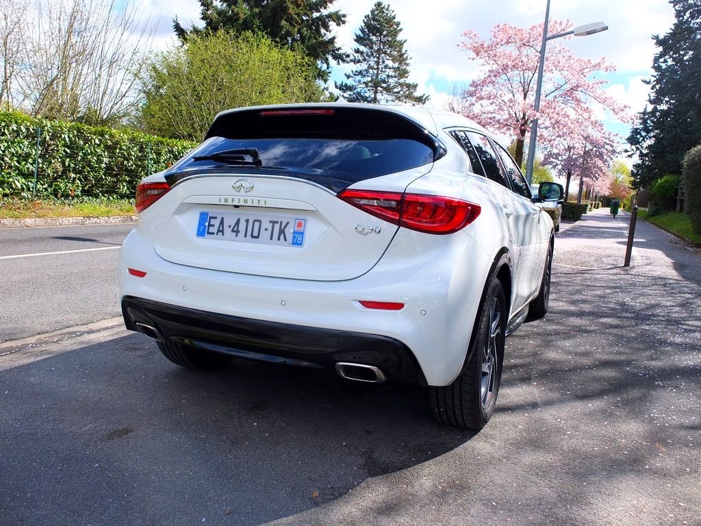 Infiniti Q30 2.2d