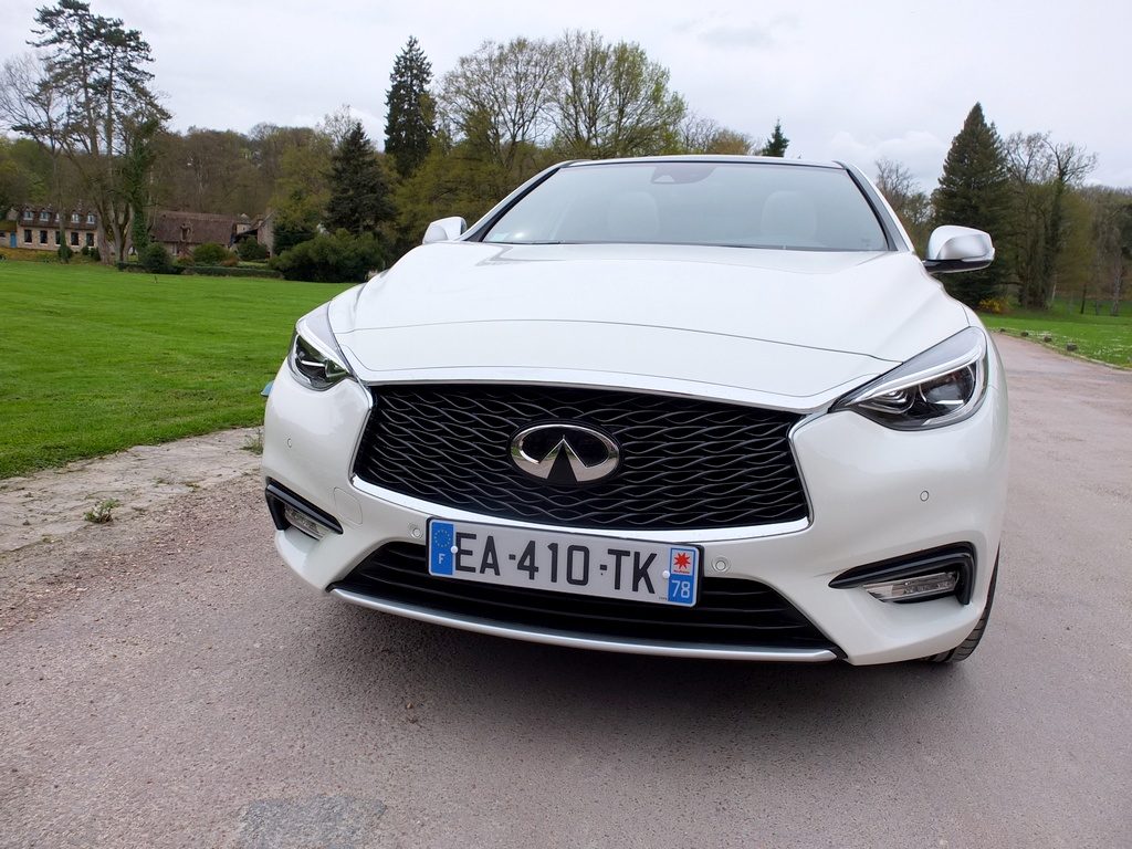 Infiniti Q30 2.2d