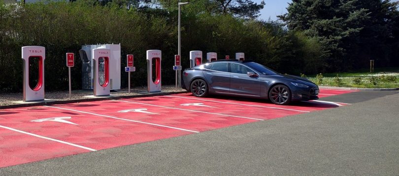 Tesla superchargeur sausheim