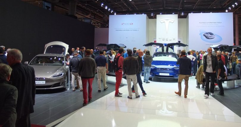 stand tesla mondialauto