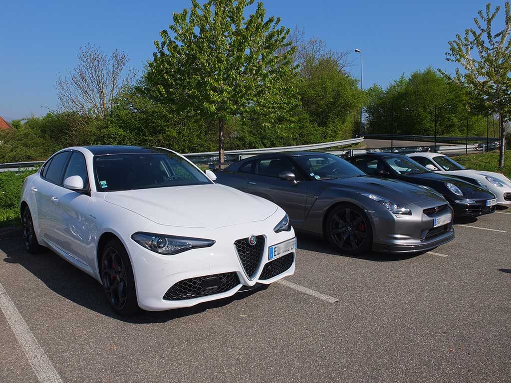 Rassemblement Mensuel Mulhouse Trident - Avril 2017 - Giulia Veloce et Nissan GT-R