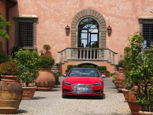 audi s5 cabriolet en toscane