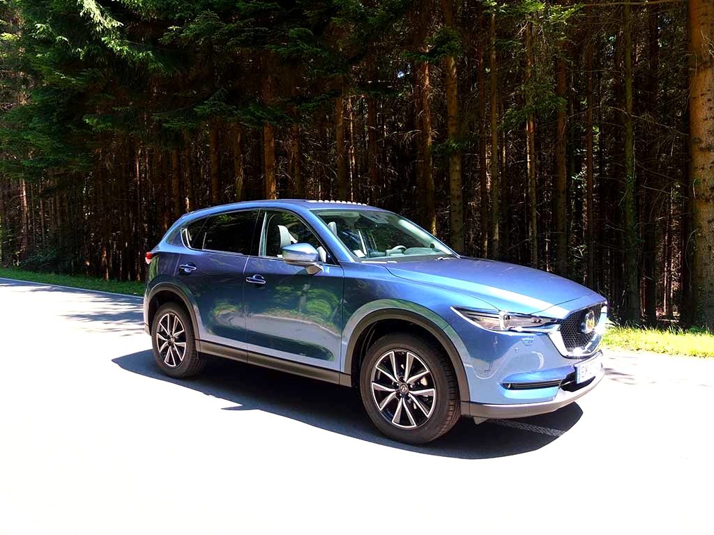 Mazda CX-5 2017 - Eternal Blue Mica