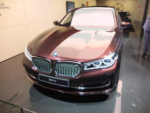 iaa2017 bmw swan (25ans de BMW Individual)
