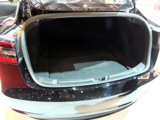 tesla model3 - salon geneve 18