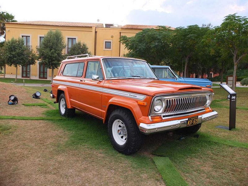 Ancien Jeep Cherokee S - 1977