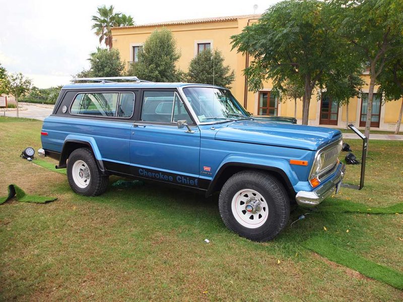 Ancien Jeep Cherokee Levi Edition 1978