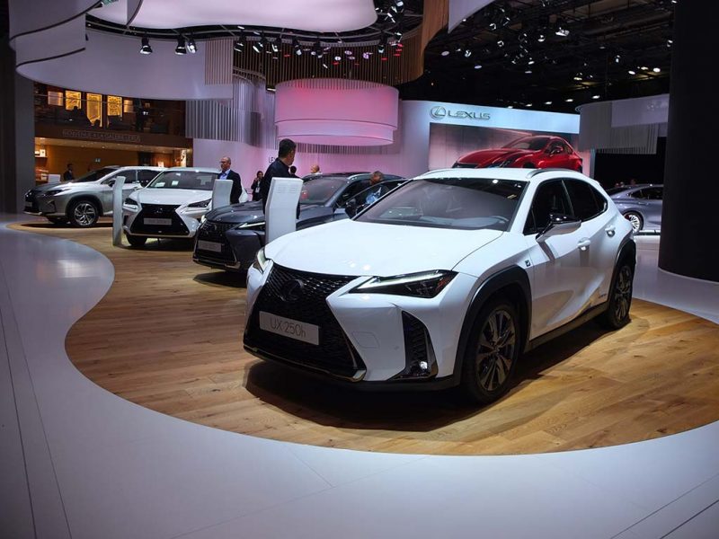 lexus ux