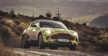 Aston Martin SUV DBX