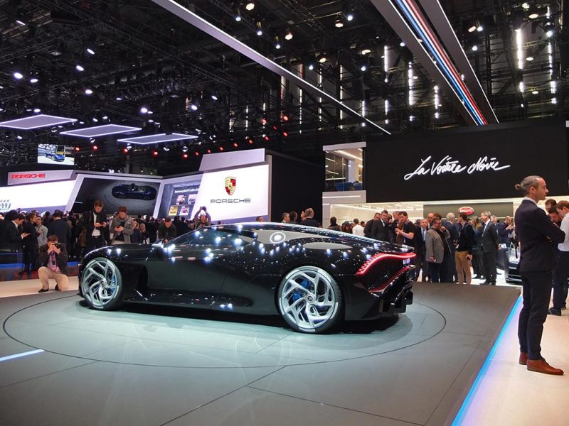 Bugatti la voiture noire - salon de Genève 2019