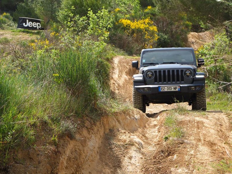 Jeep Academy en Jeep Wrangler Rubicon (domaine de chateau de Lastours)