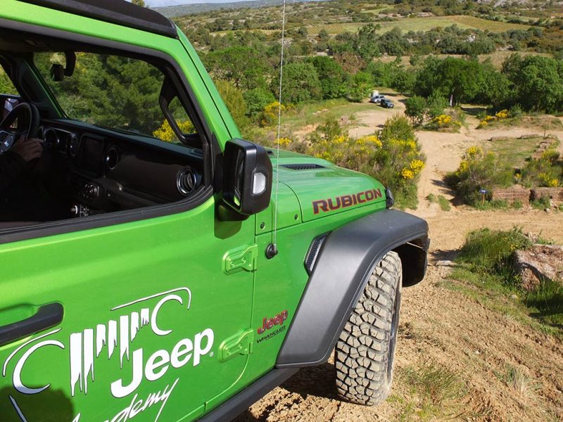 Jeep Academy en Jeep Wrangler Rubicon (domaine de chateau de Lastours)