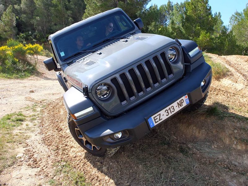 Jeep Academy en Jeep Wrangler Rubicon (domaine de chateau de Lastours)