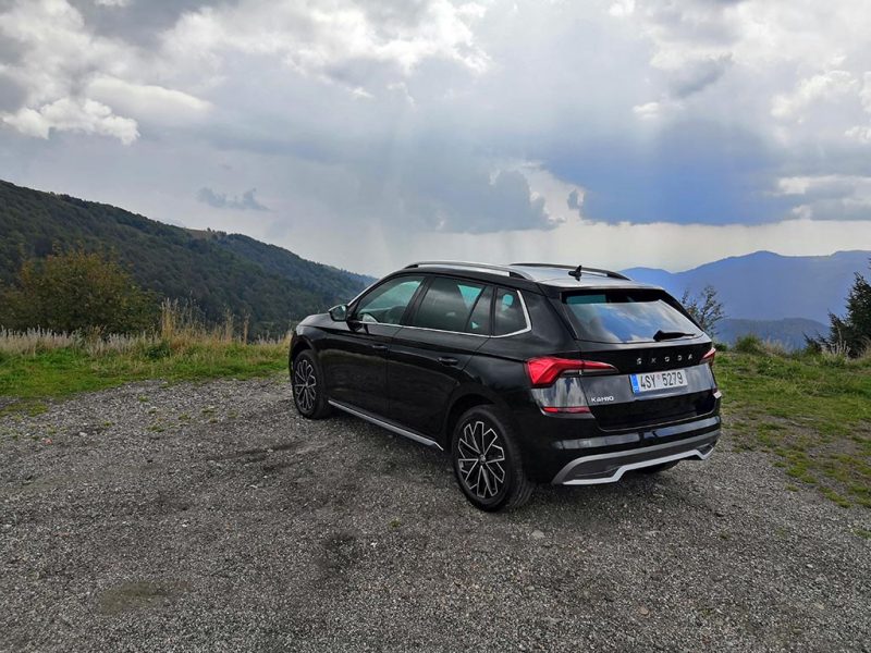 Skoda Kamiq (2019) noir magic