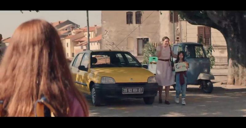 Pub renault clio 30 ans au royaume uni