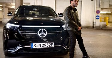 pub mercedes eqc the weeknd