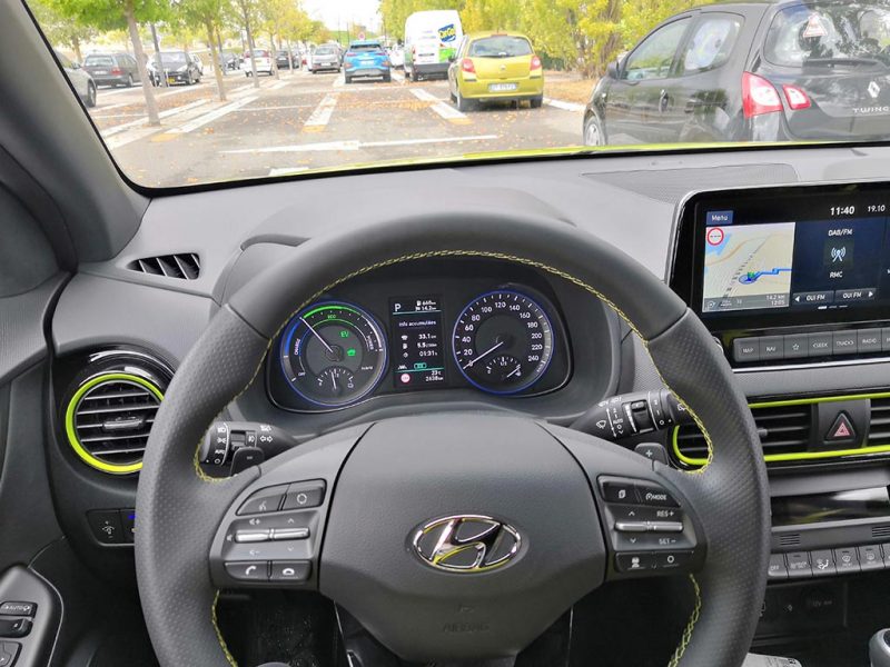 Hyundai KONA hybrid intérieur