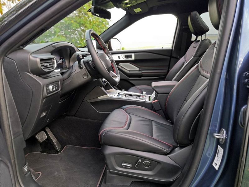 Essai Ford Explorer PHEV - intérieur st-line