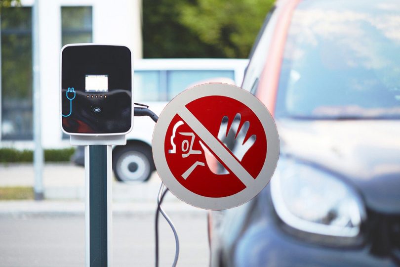 stop electric car
