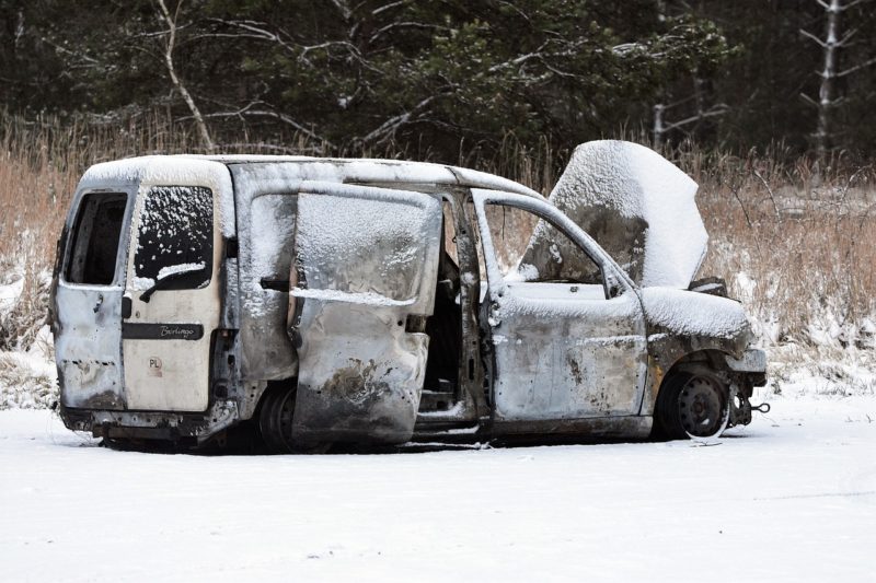 véhicule incendié